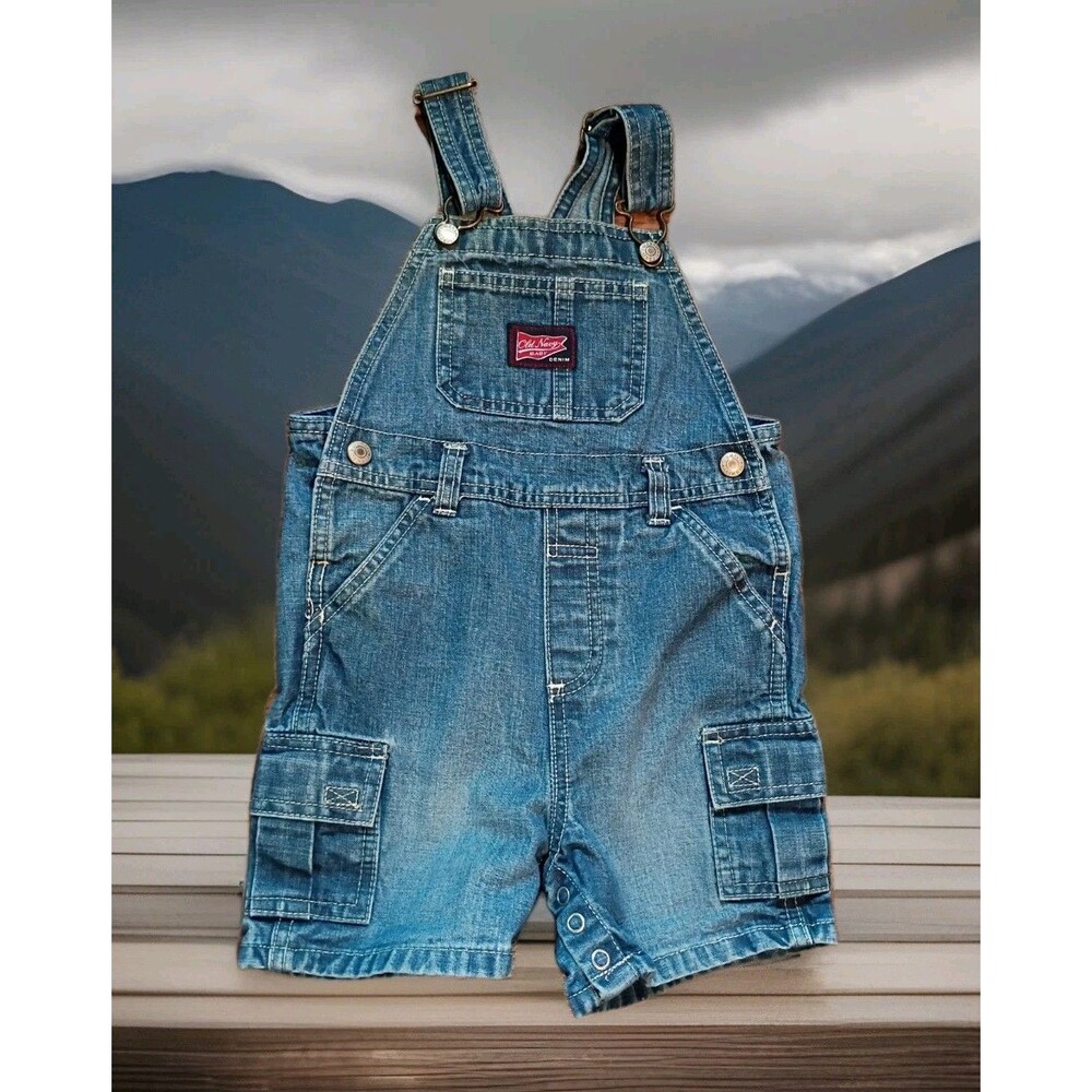 Vintage Old Navy Baby Toddler Sz 2T Bib Overall Shorts